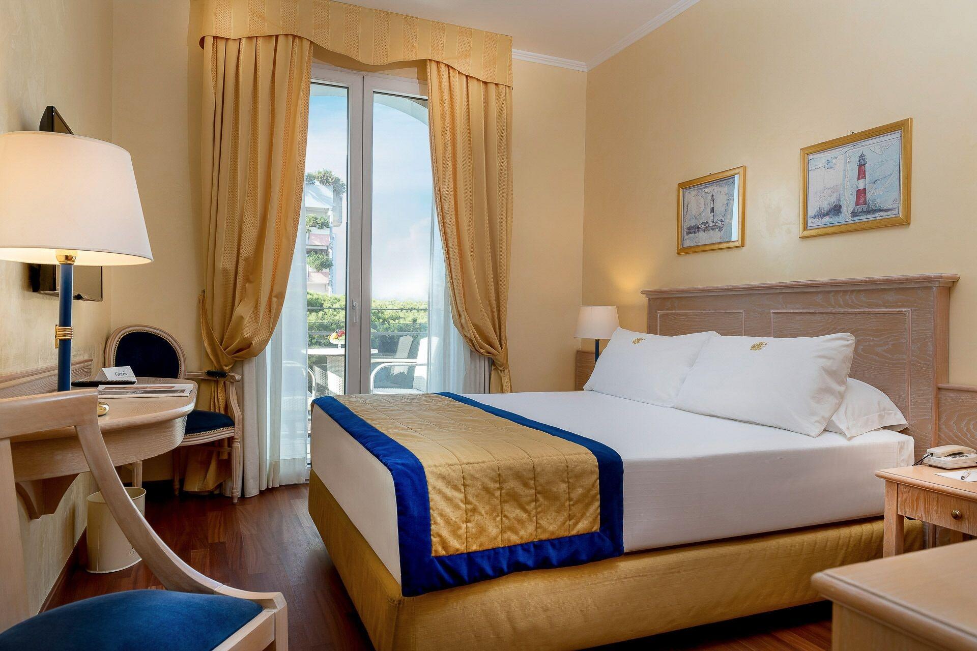 Hotel De Londres Rimini Esterno foto