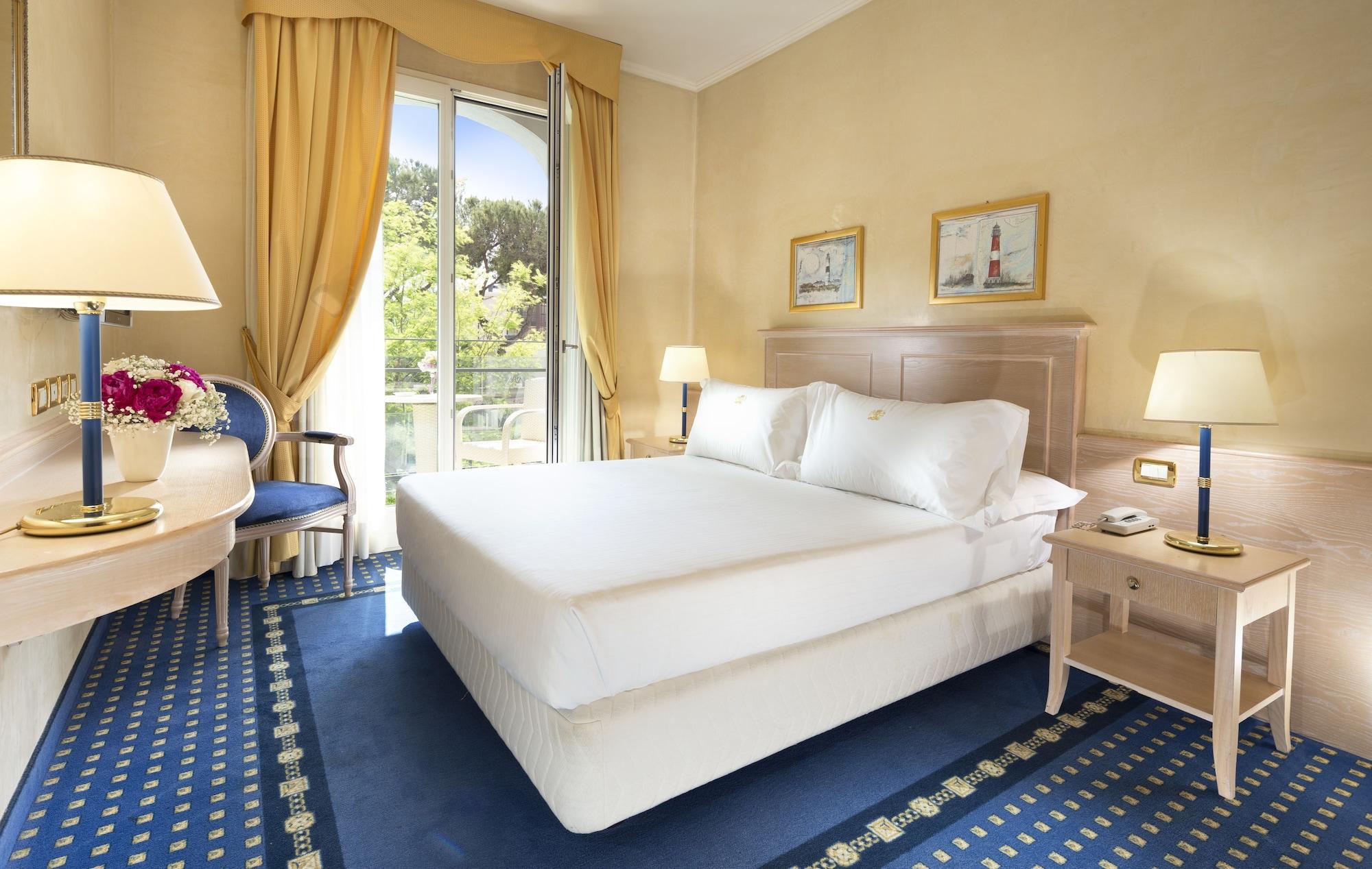 Hotel De Londres Rimini Esterno foto