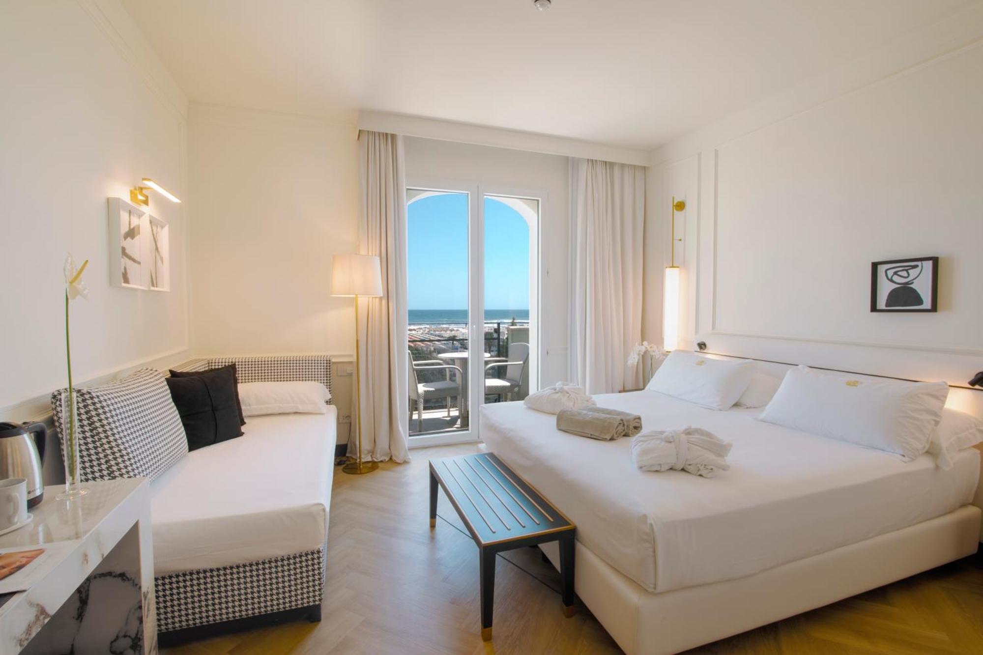 Hotel De Londres Rimini Esterno foto