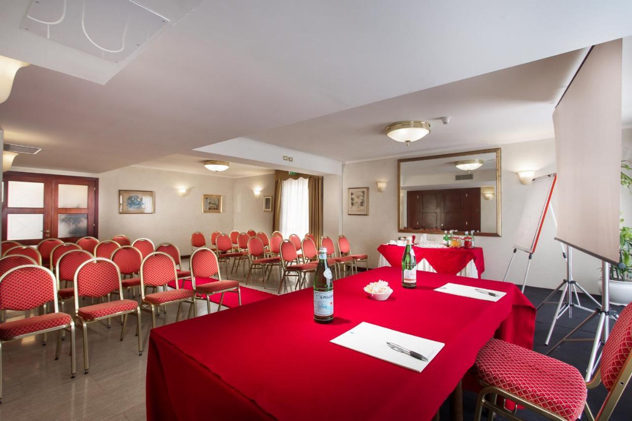 Hotel De Londres Rimini Esterno foto